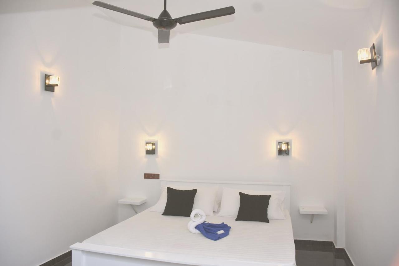 The Bamboo Tree Transit Hotel كاتوناياكى المظهر الخارجي الصورة