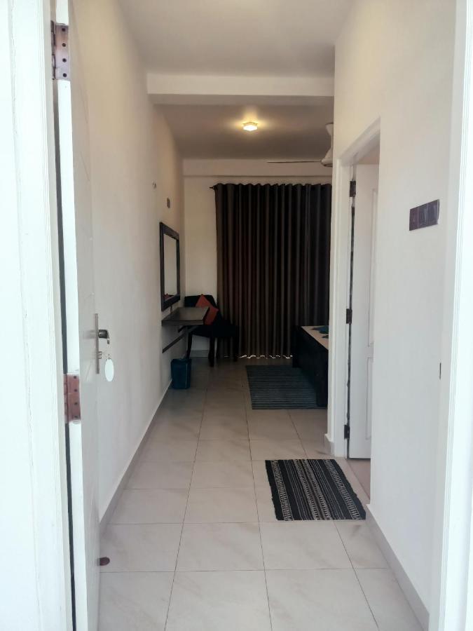 The Bamboo Tree Transit Hotel كاتوناياكى المظهر الخارجي الصورة